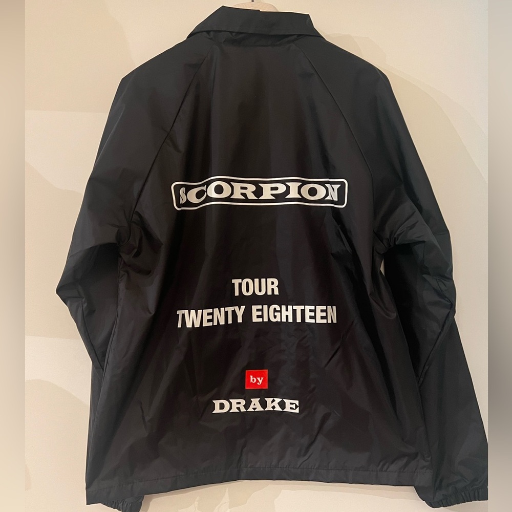 DRAKE OVO TOUR MERCH - SCORPION COACH JACKET - SIZE SMALL